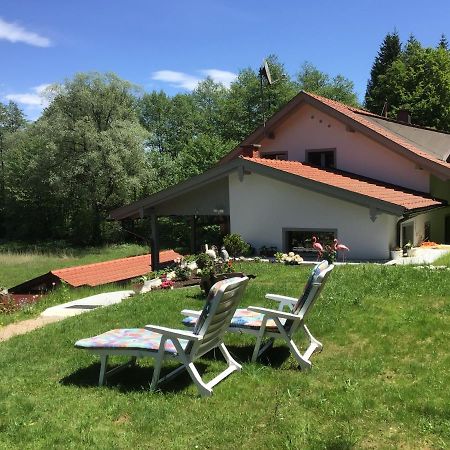 Haus Manuela Apartment Velden am Woerthersee Exterior photo